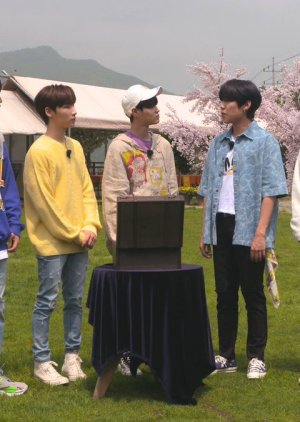Watch the latest show Bu:QUEST of AB6IX with English subtitles for free in KissAsian