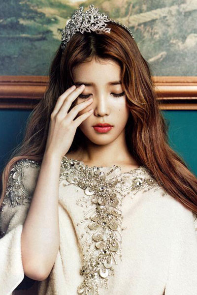 Watch the latest show IU's Homebody Signal 2 with English subtitles for free in KissAsian