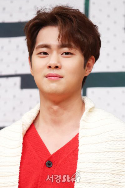 Watch the latest show Saeraenadae with English subtitles for free in Asiaflix