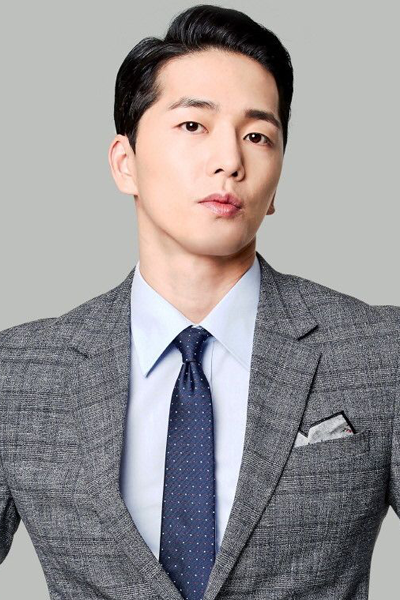 Watch the latest show Unknown Narrative: Skyrocket Junipers Under the Crescent with English subtitles for free in Asiaflix